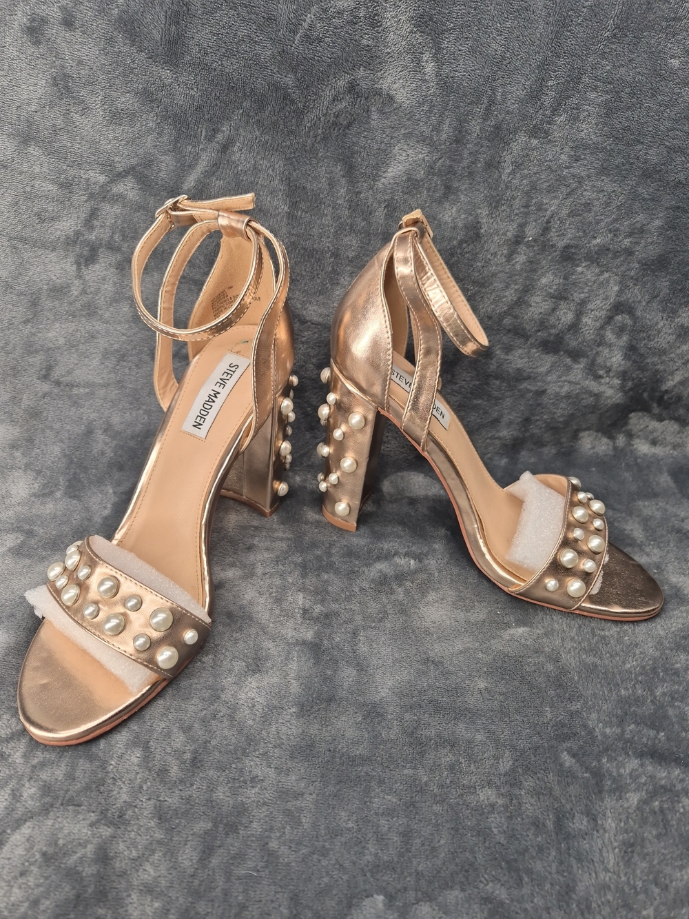 Steve Madden Madeira Rose Gold Finish Pearl Accents Block Heels Size 8M